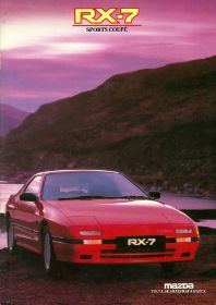 1987 RX-7 (UK)01.jpg