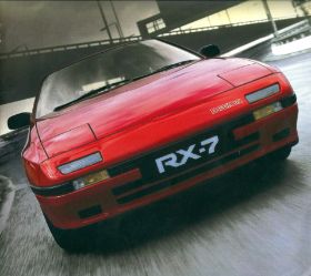 1988 RX-7 (UK)05.jpg